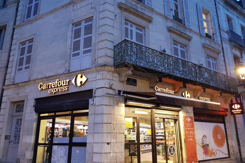 Superbe Loft T4 De 96 M2 Au Coeur Perigueux Appartement Buitenkant foto
