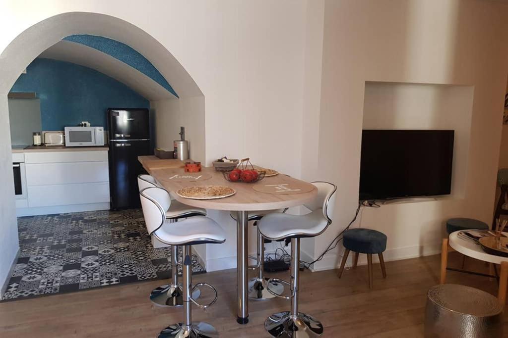Superbe Loft T4 De 96 M2 Au Coeur Perigueux Appartement Buitenkant foto