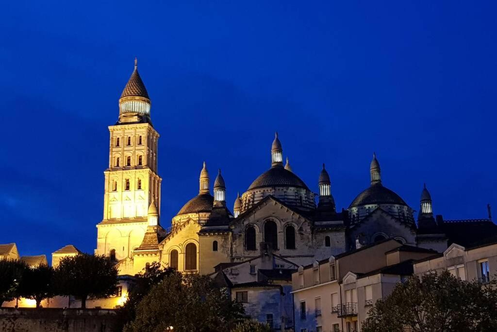 Superbe Loft T4 De 96 M2 Au Coeur Perigueux Appartement Buitenkant foto